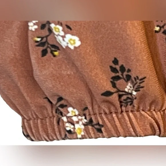 Sale Women’s Tank Top L Pink Floral V-Neck Spaghetti Straps - Picture 3 of 9